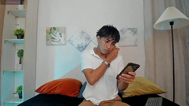 arion sherwind online show from November 2025 10:52:01 PM