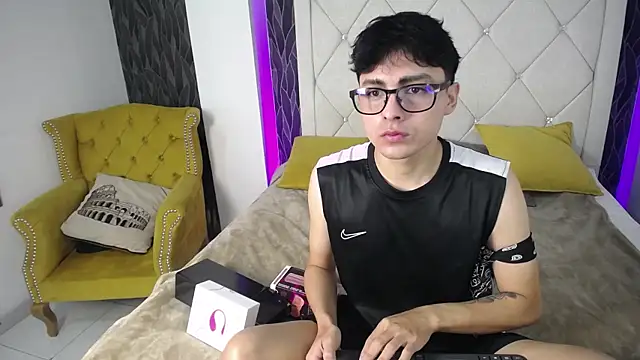 SamuFOXXX online show from September 2025 08:36:01 PM