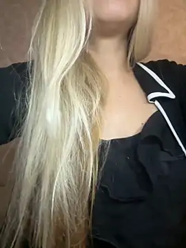 Snapshot of Nikihot__ chatting on October 2025 10:46:02 AM Nikihot online show from October 2025 10:46:02 AM