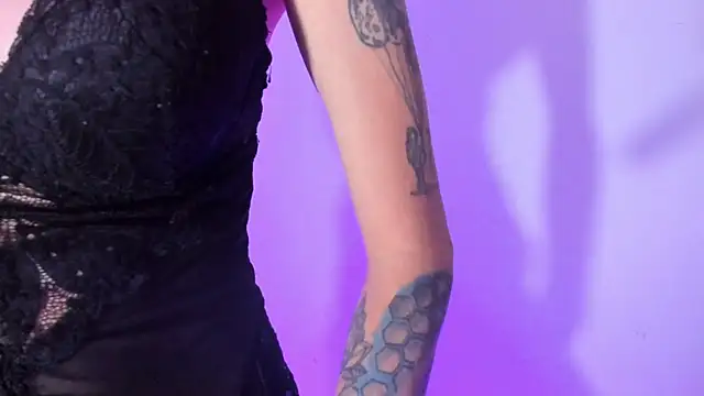 Snapshot of MerryyMendez chatting on September 2025 05:23:01 PM MerryyMendez online show from September 2025 05:23:01 PM