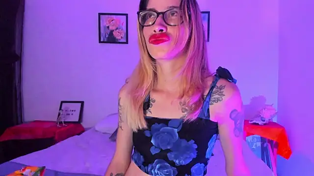 Snapshot of MerryyMendez chatting on September 2025 02:37:01 AM MerryyMendez online show from September 2025 02:37:01 AM