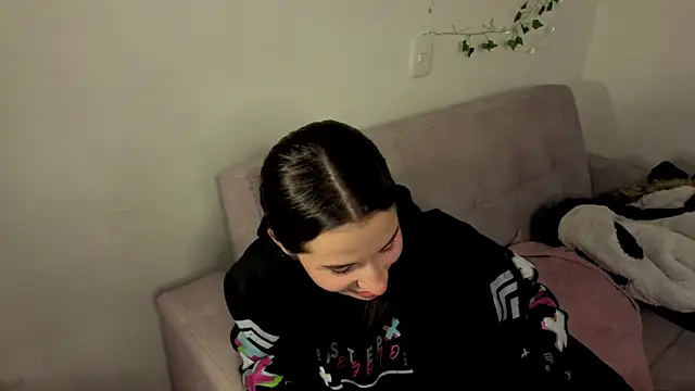 Snapshot of 0ne_0f_0ne chatting on January 2026 01:11:01 AM 0ne 0f 0ne online show from January 2026 01:11:01 AM