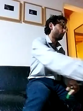 JONATAN ACA ESTOY online show from February 2026 04:17:02 AM