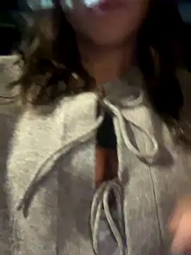 Snapshot of madiiy chatting on September 2025 07:08:02 PM madiiy online show from September 2025 07:08:02 PM