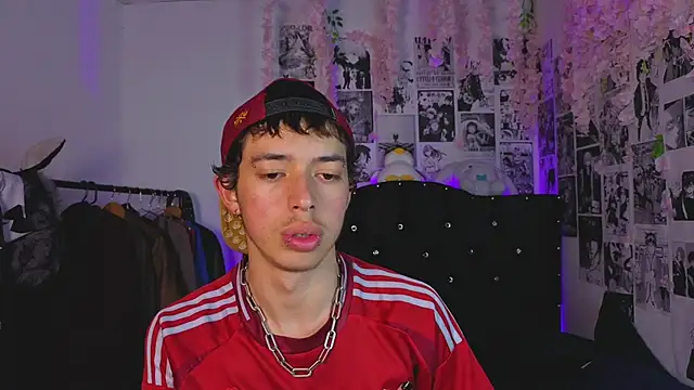 Snapshot of Otter_Star chatting on September 2025 03:29:01 AM Otter Star online show from September 2025 03:29:01 AM