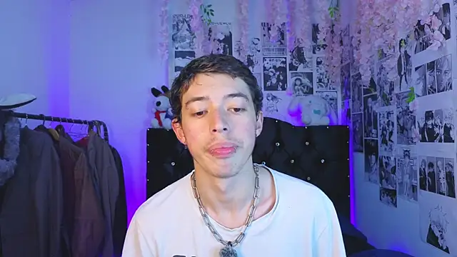 Snapshot of Otter_Star chatting on September 2025 04:04:02 AM Otter Star online show from September 2025 04:04:02 AM