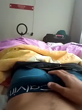 Casfell online show from November 2025 09:58:01 PM