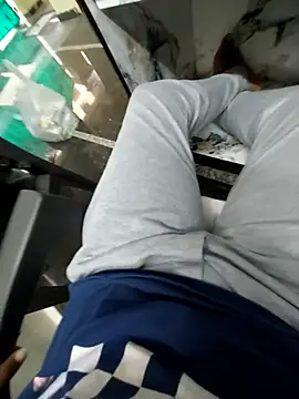 mommylover5 online show from October 2025 11:38:02 AM