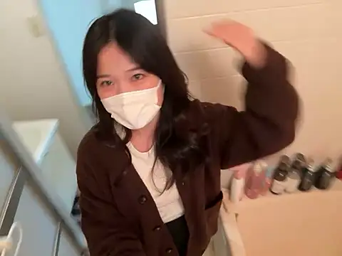 Snapshot of hikiwarinatto_xoxo chatting on November 2025 05:42:02 AM hikiwarinatto xoxo online show from November 2025 05:42:02 AM