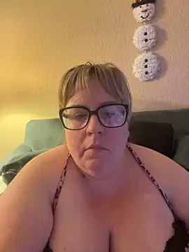 sexymommy1988 online show from November 2025 04:57:01 AM