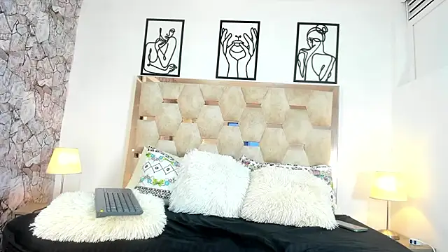 Snapshot of Isabell_Villa chatting on September 2025 03:06:01 AM Isabell Villa online show from September 2025 03:06:01 AM