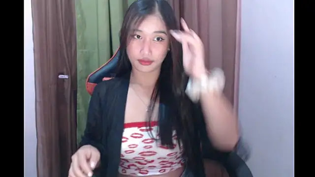 Snapshot of Chubby_HotLady chatting on November 2025 03:00:02 PM Chubby HotLady online show from November 2025 03:00:02 PM