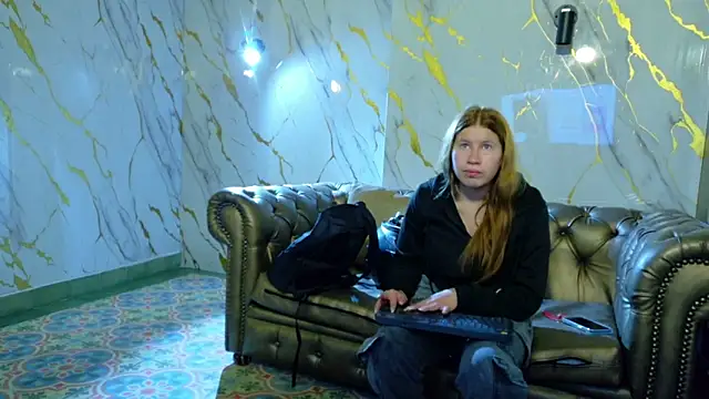 Snapshot of Olivia11_ chatting on December 2025 11:38:02 AM Olivia11 online show from December 2025 11:38:02 AM