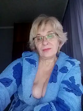 52MiaLove02 online show from February 2026 06:15:02 PM