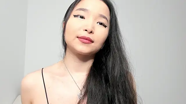 Soyun Mia online show from May 2026 01:17:02 PM