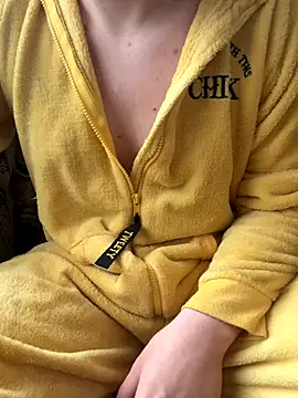 Snapshot of marik_goldd chatting on October 2025 12:13:02 PM marik goldd online show from October 2025 12:13:02 PM