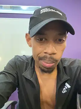 Snapshot of fitsexyman chatting on November 2025 11:31:01 AM fitsexyman online show from November 2025 11:31:01 AM