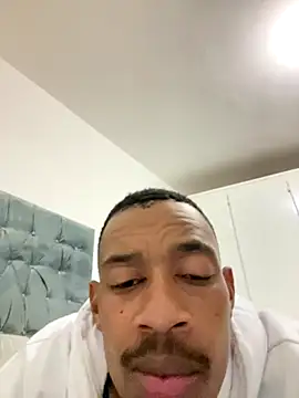 Snapshot of fitsexyman chatting on November 2025 08:30:01 PM fitsexyman online show from November 2025 08:30:01 PM