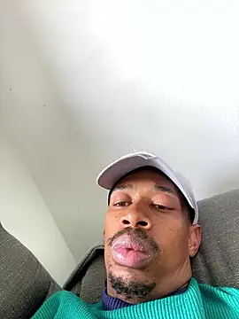 Snapshot of fitsexyman chatting on January 2026 12:21:01 PM fitsexyman online show from January 2026 12:21:01 PM