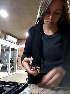 Heisi-Sex online show from September 2025 12:02:02 AM