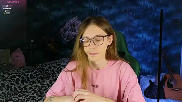 artass2 online show from November 2025 05:23:01 PM