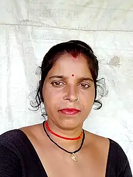 Manvi tyagi online show from September 2025 09:20:02 AM