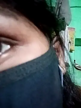 Manvi tyagi online show from October 2025 05:47:02 PM