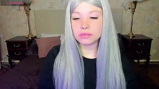 Snapshot of Diana_Dream chatting on October 2025 07:44:01 PM Diana Dream online show from October 2025 07:44:01 PM