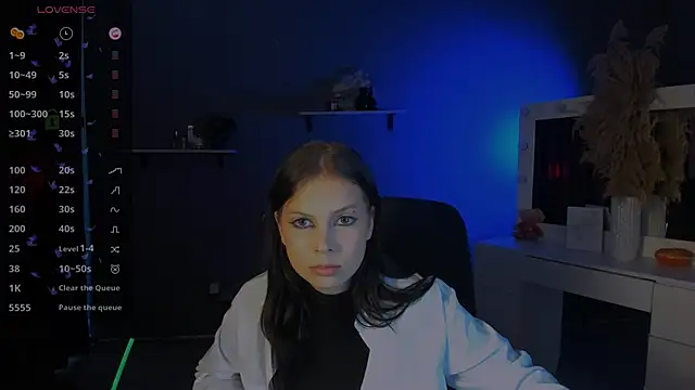 Snapshot of renata_sweety chatting on September 2025 11:53:02 AM renata sweety online show from September 2025 11:53:02 AM