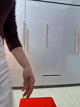 Mlemmz online show from February 2026 02:38:02 PM