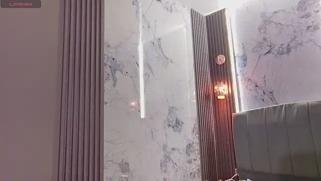 Snapshot of Aurora_jones11 chatting on October 2025 04:26:01 AM Aurora jones11 online show from October 2025 04:26:01 AM