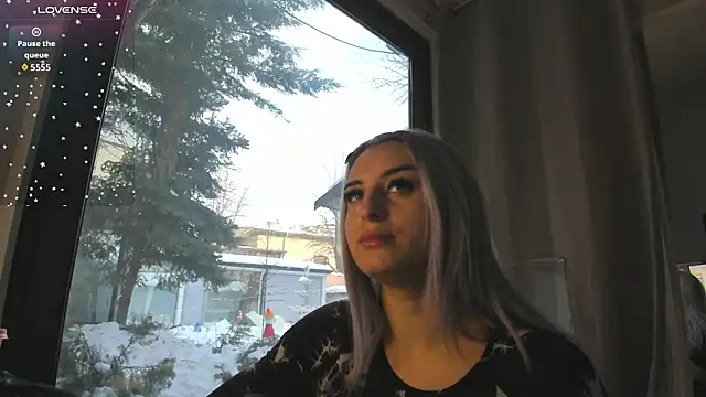 Snapshot of Ella_Vee chatting on February 2026 06:59:02 AM Ella Vee online show from February 2026 06:59:02 AM