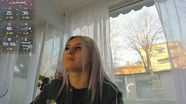 Snapshot of Ella_Vee chatting on March 2026 05:44:02 AM Ella Vee online show from March 2026 05:44:02 AM