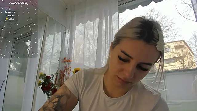 Snapshot of Ella_Vee chatting on March 2026 06:16:02 AM Ella Vee online show from March 2026 06:16:02 AM