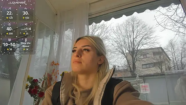 Snapshot of Ella_Vee chatting on March 2026 06:02:02 AM Ella Vee online show from March 2026 06:02:02 AM