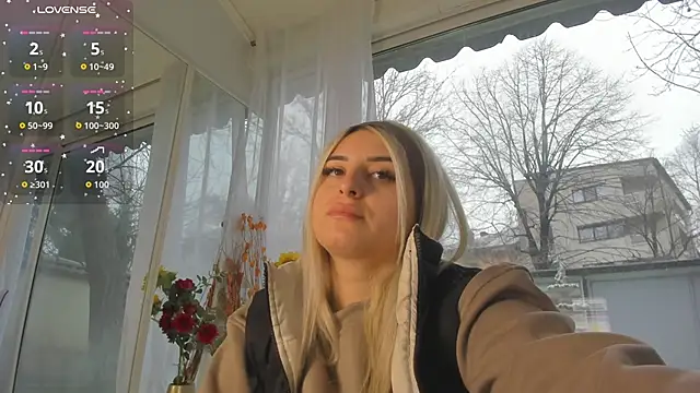 Snapshot of Ella_Vee chatting on April 2026 05:16:01 AM Ella Vee online show from April 2026 05:16:01 AM