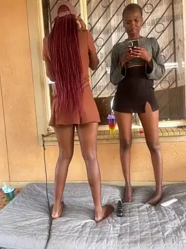 Snapshot of Melanin2002 chatting on September 2025 01:00:01 PM Melanin2002 online show from September 2025 01:00:01 PM