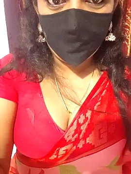 Snapshot of luci-queen chatting on September 2025 06:02:01 PM luci-queen online show from September 2025 06:02:01 PM