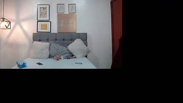  naomi s online show from May 2026 01:32:02 PM