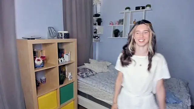 AntonettaTarring online show from September 2025 07:19:02 AM