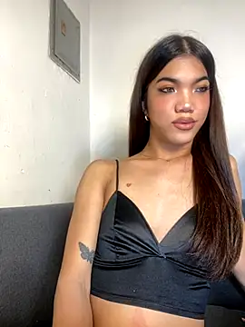 CassieSommereux online show from October 2025 05:56:02 PM