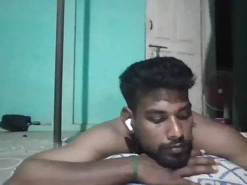 Snapshot of Tamilgud23 chatting on June 2026 05:21:02 PM Tamilgud23 online show from June 2026 05:21:02 PM