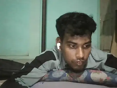 Snapshot of Tamilgud23 chatting on July 2026 04:53:02 PM Tamilgud23 online show from July 2026 04:53:02 PM