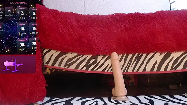 Snapshot of leyla_james_ chatting on October 2025 01:38:01 AM leyla james online show from October 2025 01:38:01 AM