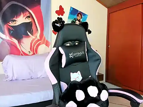 Skylovershot online show from March 2026 03:12:02 PM