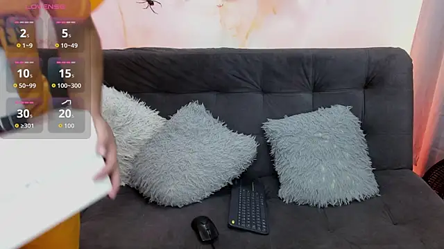 Snapshot of antonella_n_brian chatting on October 2025 06:30:01 PM antonella n brian online show from October 2025 06:30:01 PM