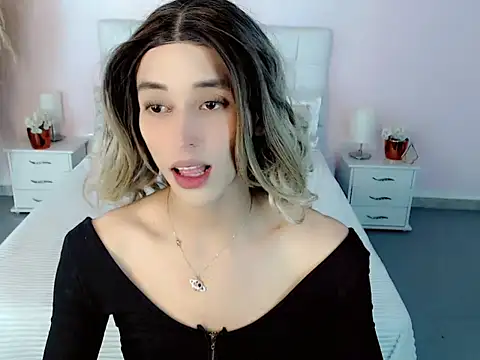 samantha bliss online show from October 2025 12:04:02 PM