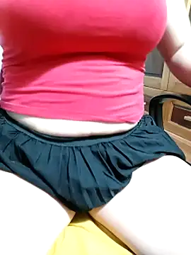 Snapshot of Tasu774 chatting on September 2025 11:10:01 AM Tasu774 online show from September 2025 11:10:01 AM