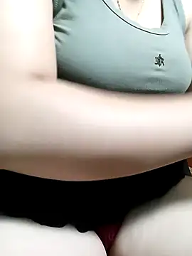 Snapshot of Tasu774 chatting on October 2025 05:02:02 PM Tasu774 online show from October 2025 05:02:02 PM