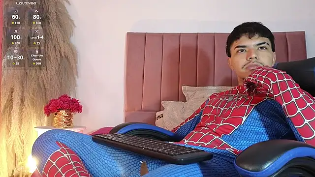 Snowlann online show from October 2025 01:13:01 PM